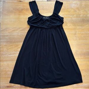 Black Sleeveless Dress